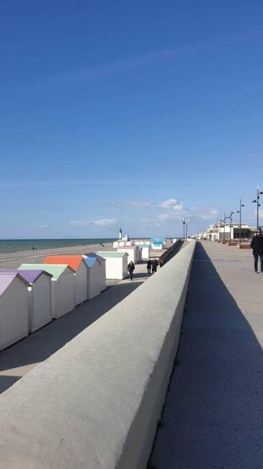 Notre Nid - Grande Terrasse Privee En Bord De Mer, Au Coeur Du Quartier Historique Du Treport ! Wifi Le Tréport Zewnętrze zdjęcie